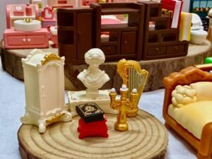 Small Creations, Special Stories