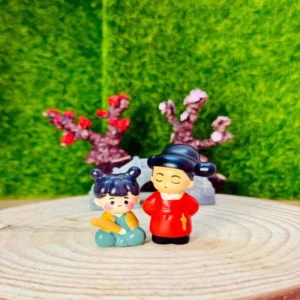 Traditional Mini Japanese Couple
