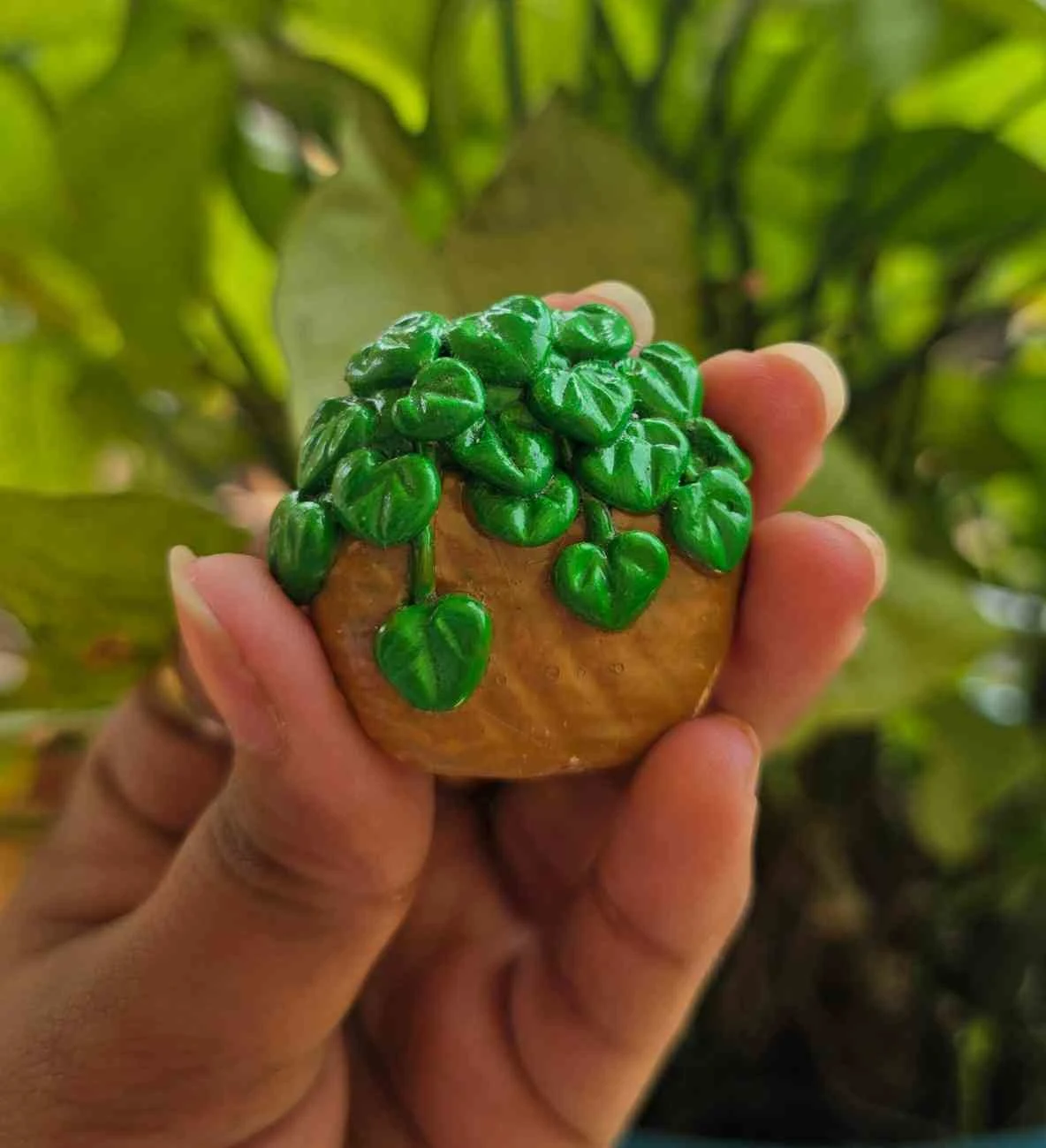 Handcrafted Indoor Plant Magnet 🌿✨ - Image 2
